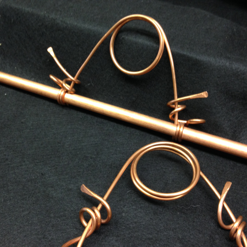 copper hangers short straight wire detail